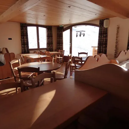 Les Flocons Hotel